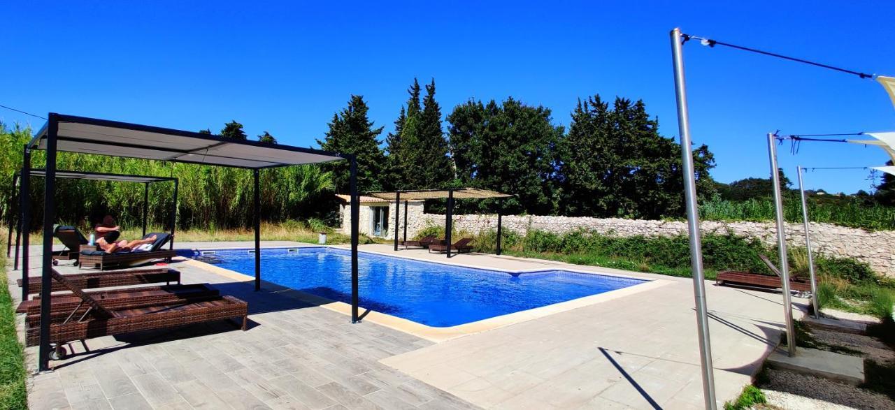 로슈포르트두가드 Superbe Chambre Avec Terrasse, Parking Prive, Jardin, Calme, Climatisation, 10 Mn Pont Du Gard #7 아파트 외부 사진